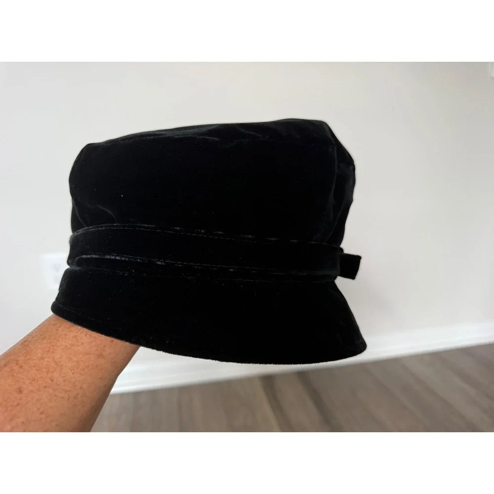Liz Claiborne Vintage 90s Black Velvet Bucket Cloche Hat Buckle Bow